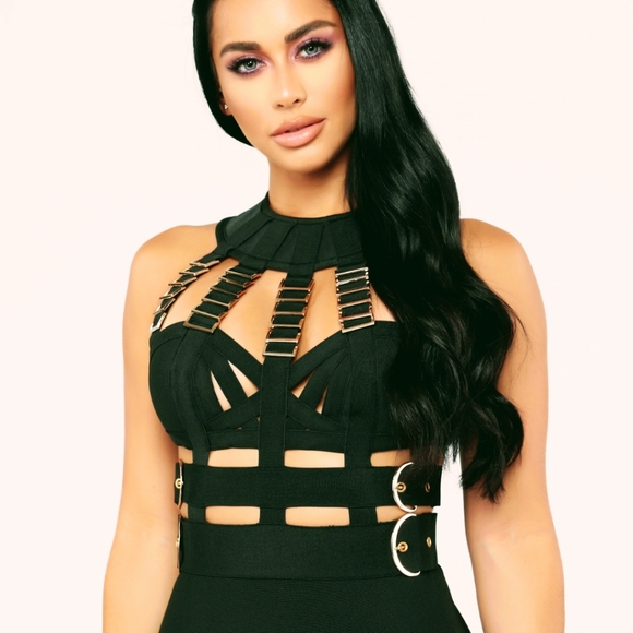 ☆ SOLD ☆ Fashion Nova: Kimberly Bandage Dress - Picture 2 of 10